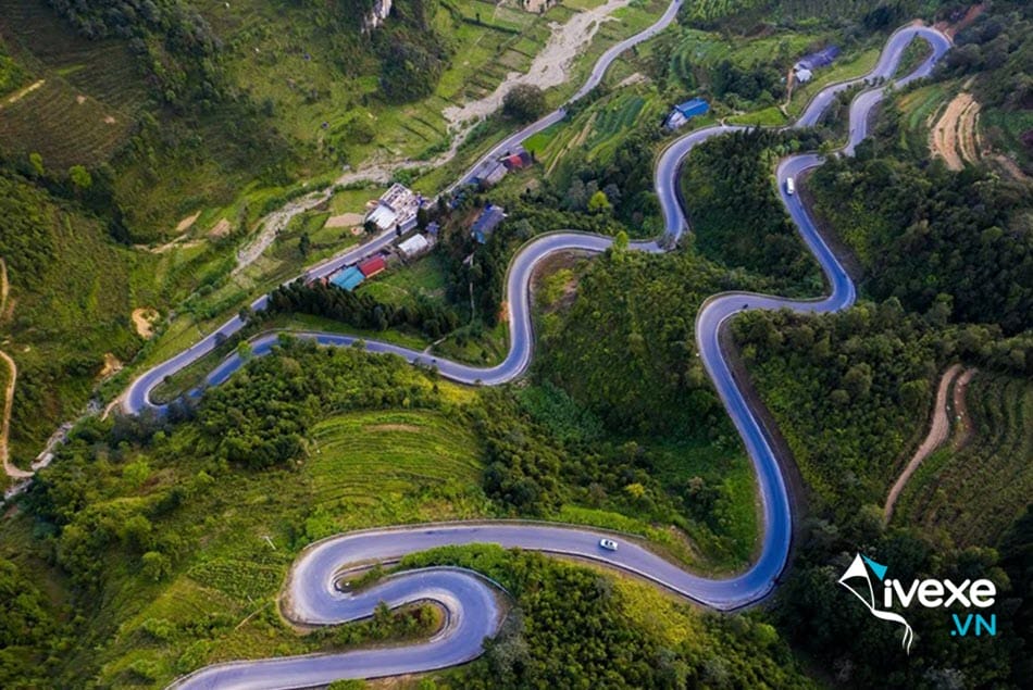Cung đường đèo Mã Pí Lèng