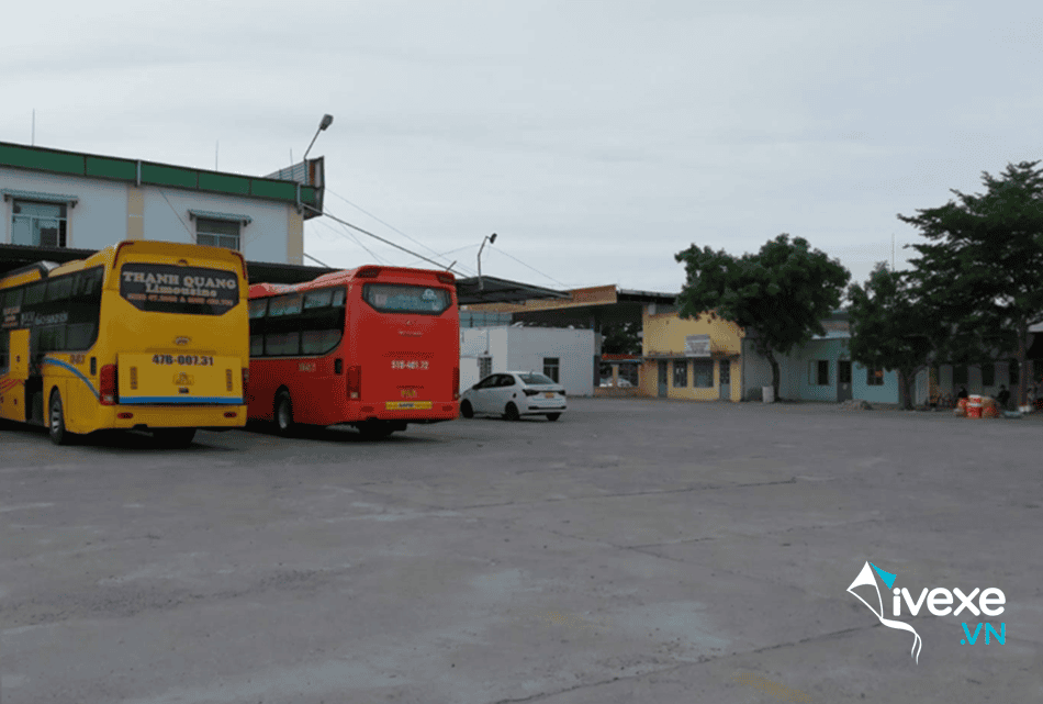 Bãi đậu các phương tiện tại bến xe Phan Rang