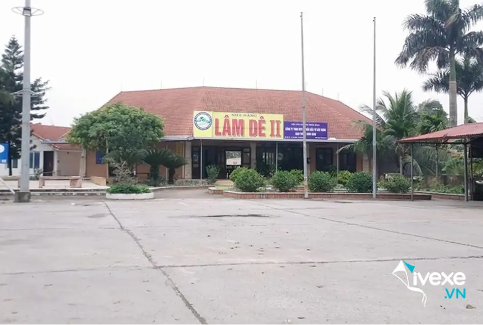 Khu ẩm thực tại Trạm dừng nghỉ Ninh Bình