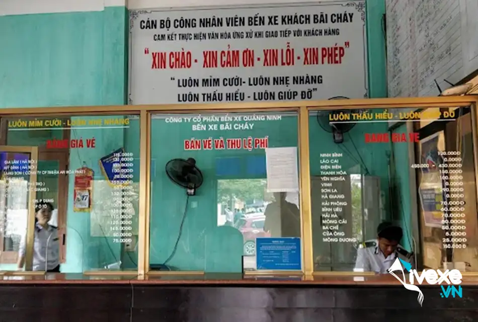 Phòng vé tại bến xe Bãi Cháy