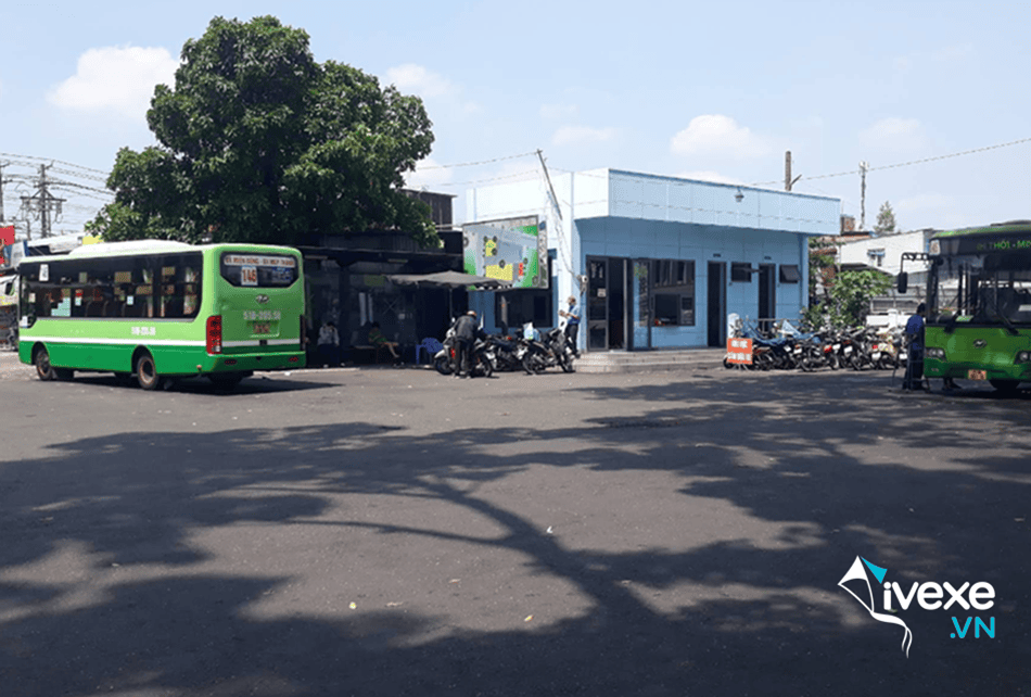 Bến xe buýt Hiệp Thành
