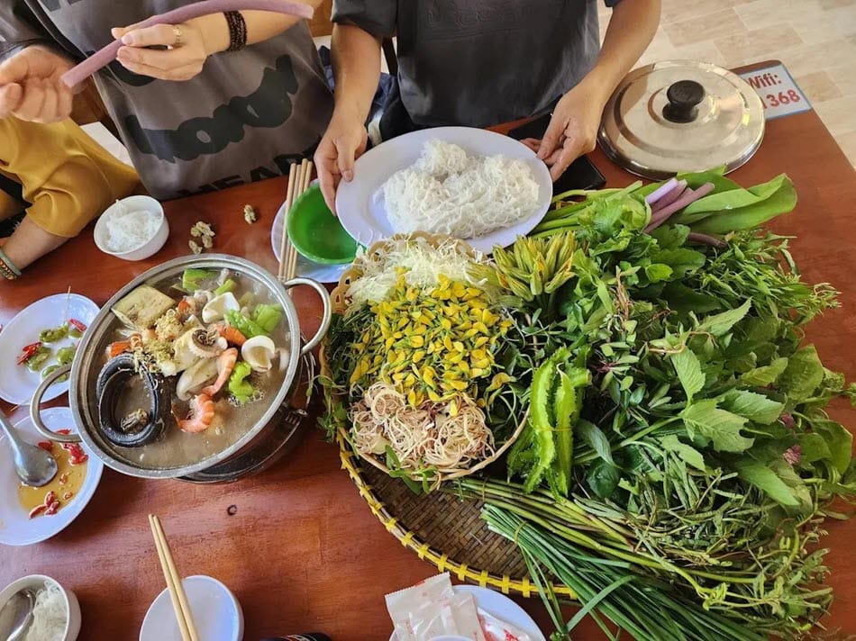 Hương vị đậm đà của Lẩu mắm An Giang