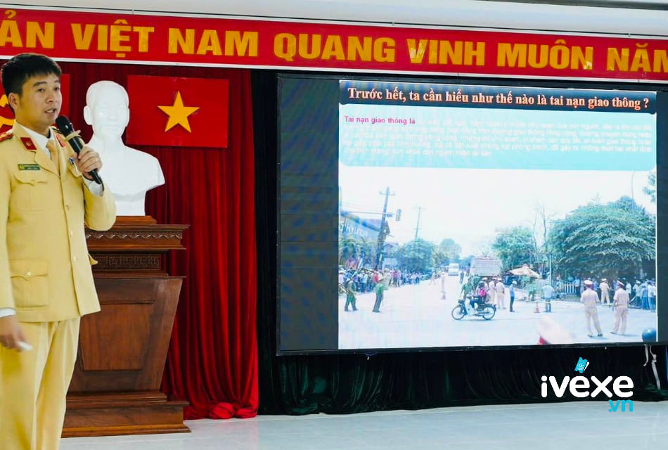 Tổ chức hội nghị tuyên truyền để nâng cao kiến thức cho các doanh nghiệp vận tải