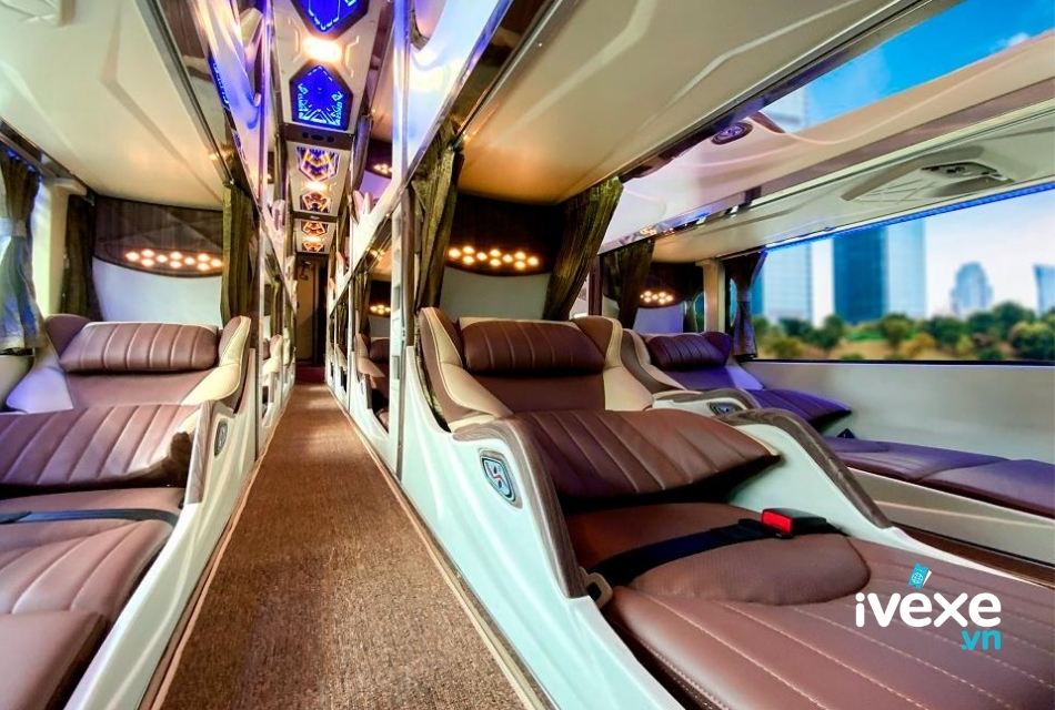 Dòng xe Limousine 24 phòng của nhà xe Hùng Cường (Cao Bằng)