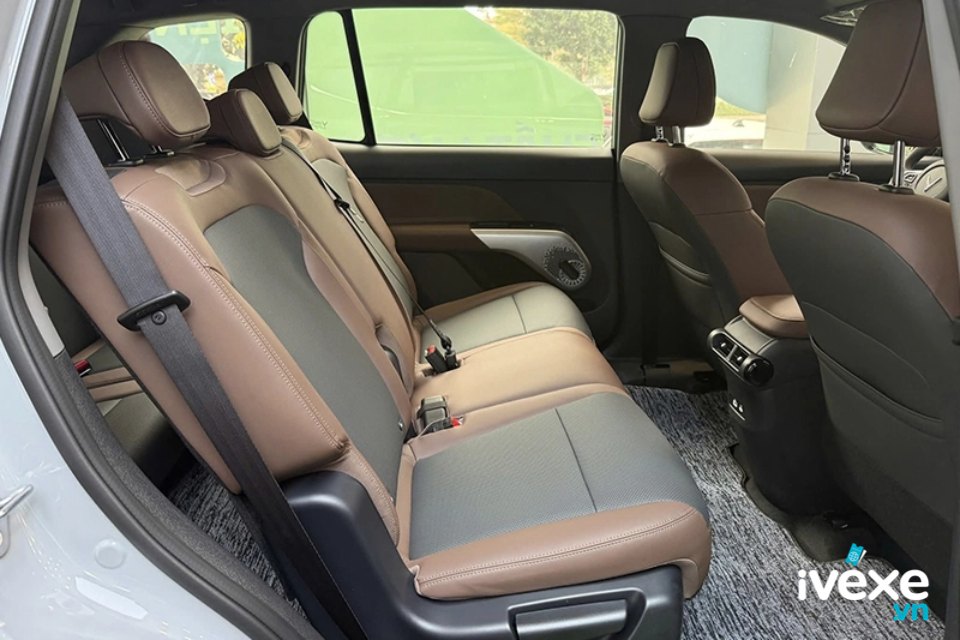 Dòng xe ghế ngồi 7 chỗ tiện lợi của nhà xe Minh Châu Luxury