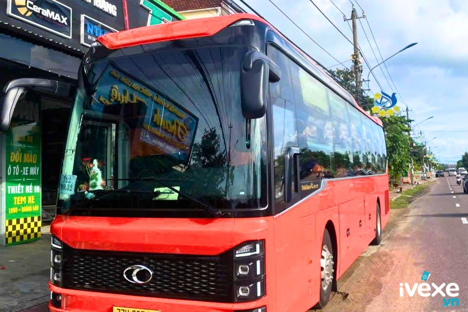 Nhà xe Hoa Công chuyên khai thác tuyến đường Hồ Chí Minh – Bình Định