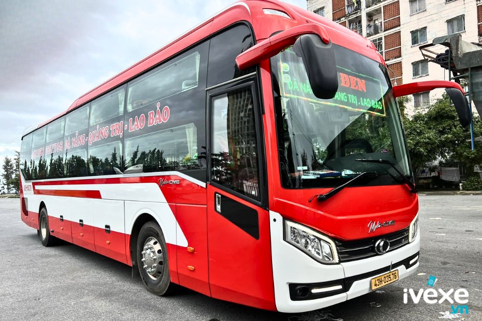 Nhà xe Sơn Đen