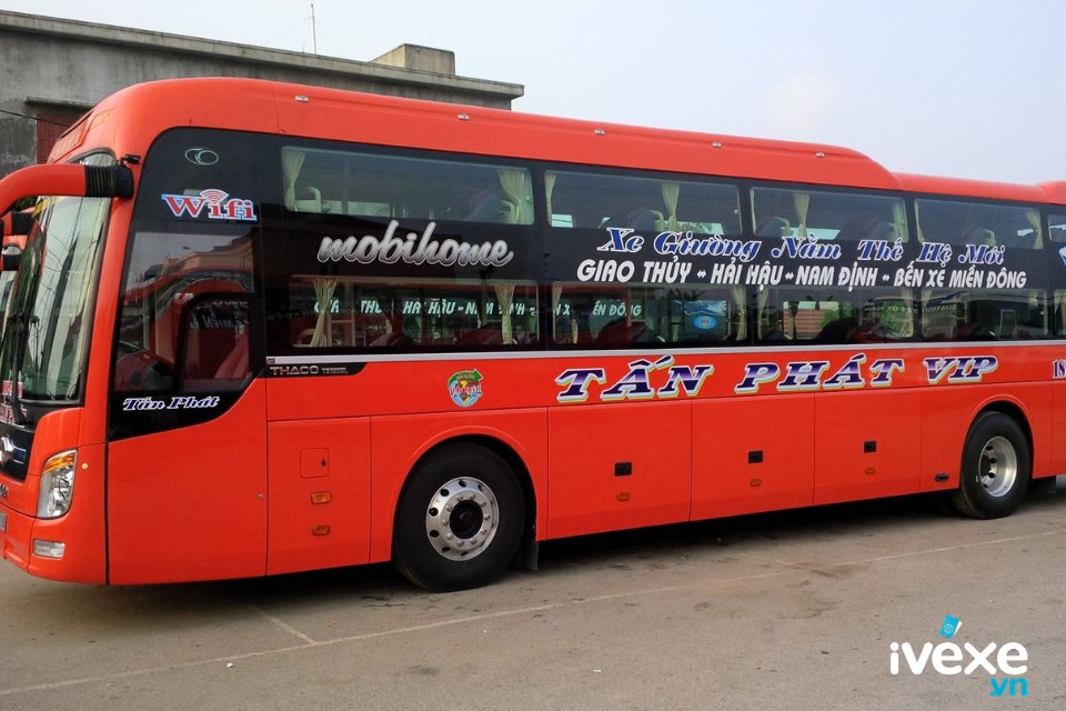 Nhà xe Tấn Phát