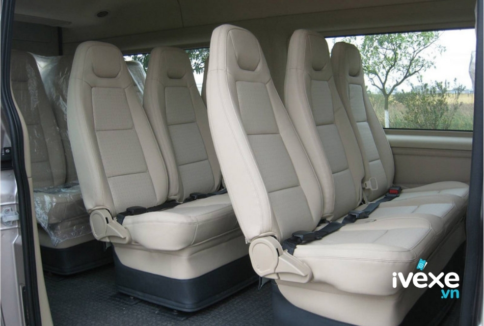 Dòng xe ghế ngồi 16 chỗ của nhà xe Hoàng Toàn