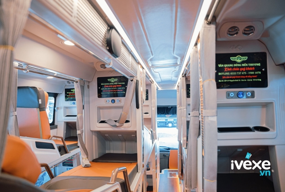 Dòng xe Limousine 34 phòng của nhà xe Tân Quang Dũng (Mến Thương)