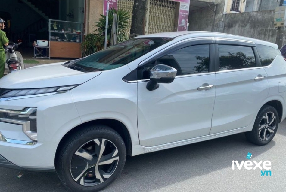 Nhà xe Vy Trần Car chuyên vận chuyển hành khách tuyến Đà Nẵng đi Quảng Ngãi