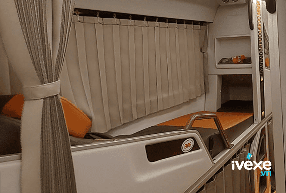 Dòng xe Limousine 34 phòng tiện nghi của xe khách Phương Trang đi Hồ Chí Minh