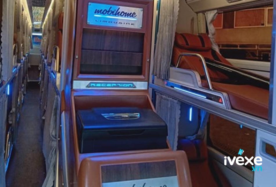 Dòng xe Limousine tiện nghi của xe khách Phương Trang đi Bình Định