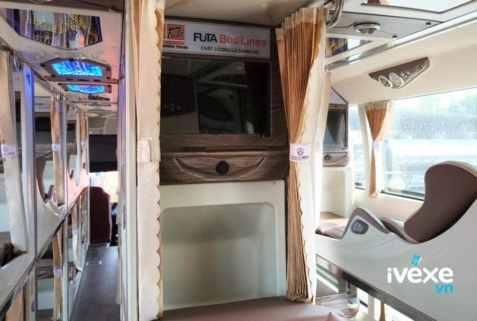 Không gian xe Limousine Phương Trang hiện đại tuyến Hoài Nhơn đi Đà Lạt