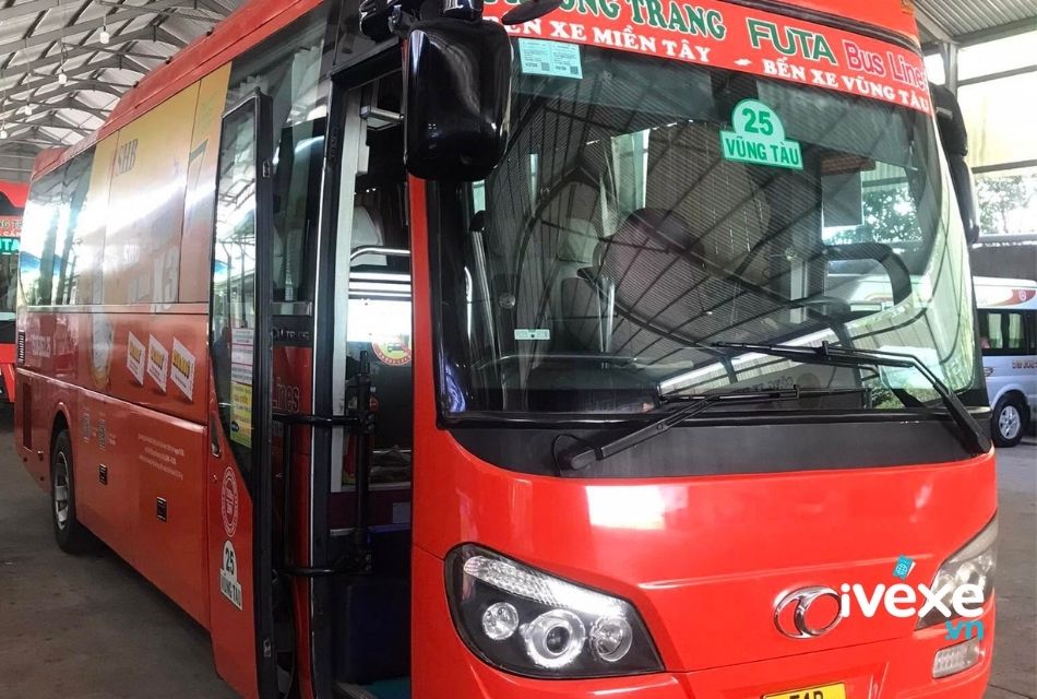 Nhà xe Phương Trang vận chuyển hành khách tuyến Thống Nhất - Đồng Nai đi Quận 3