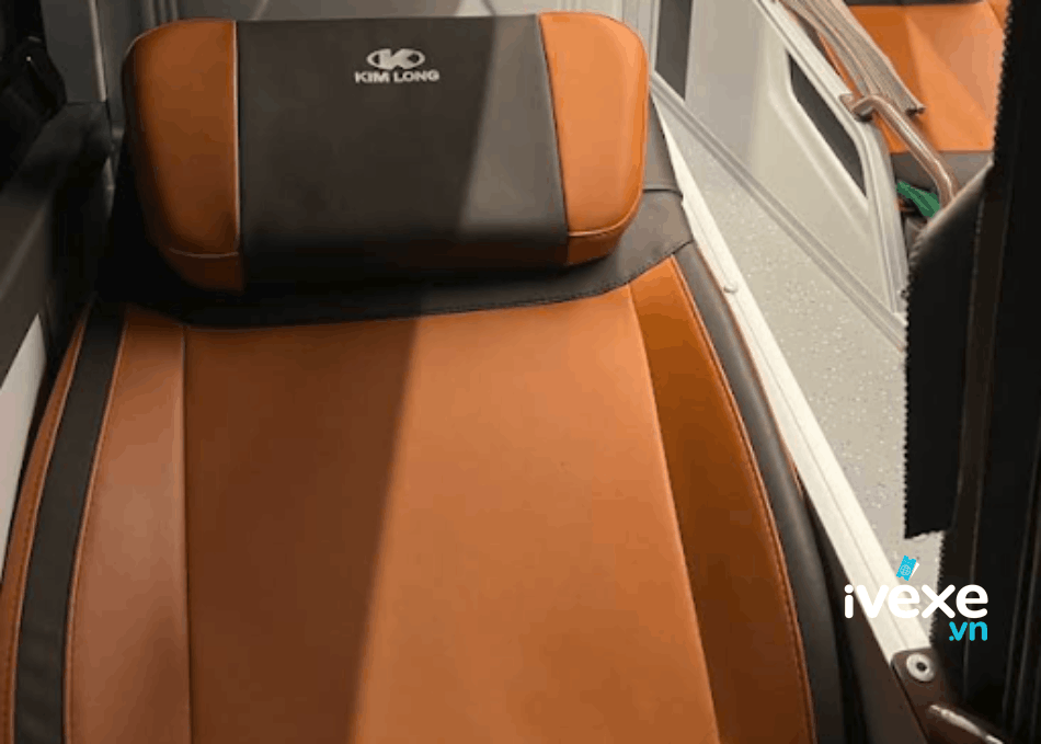 Nội thất xe giường nằm Limousine Phương Trang đi Đắk Lắk từ Thăng Bình