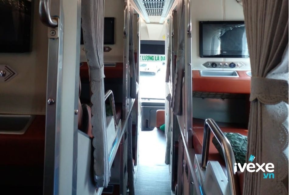 Nội thất xe Phương Trang Limousine 34 chỗ của nhà xe Phương Trang