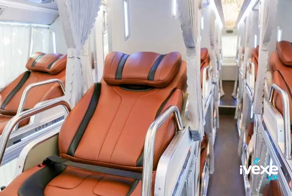 Dòng xe Limousine 34 phòng tiện nghi cho hành khách 