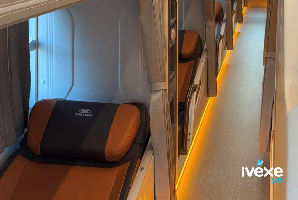 Xe Limousine 34 phòng tiện nghi của xe khách Phương Trang