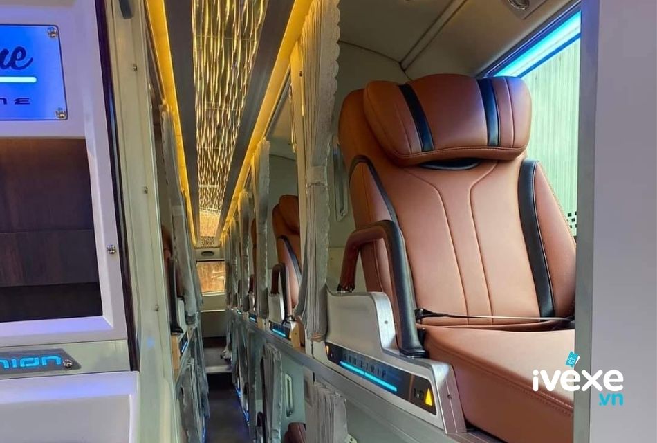 Nhà xe Phương Trang vận hành xe Limousine 34 chỗ cao cấp