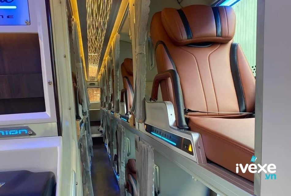 Nhà xe Phương Trang phục vụ dòng xe Limousine 34 giường cao cấp