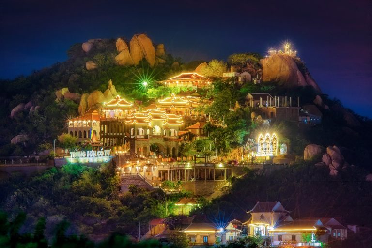 Xe khách đi Ninh Thuận