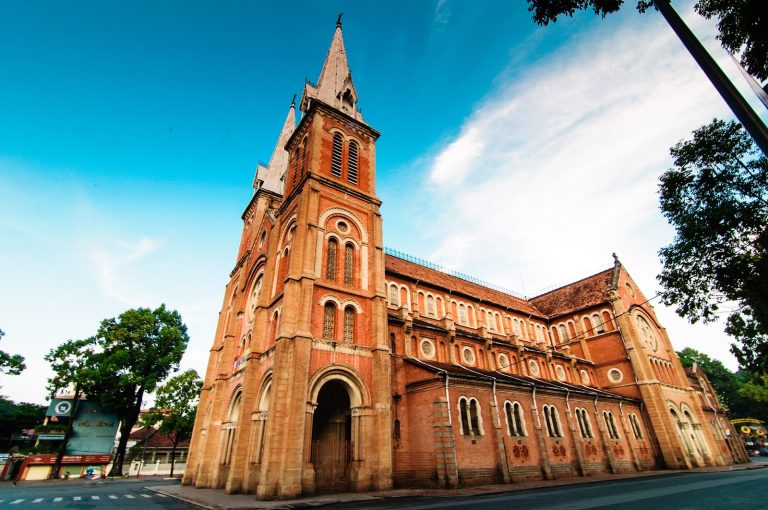Xe khách đi Hồ Chí Minh